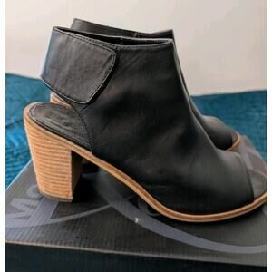 Modern Rebel Comey Women's Black Leather Peep Toe Exposed Heel Booties Size 10